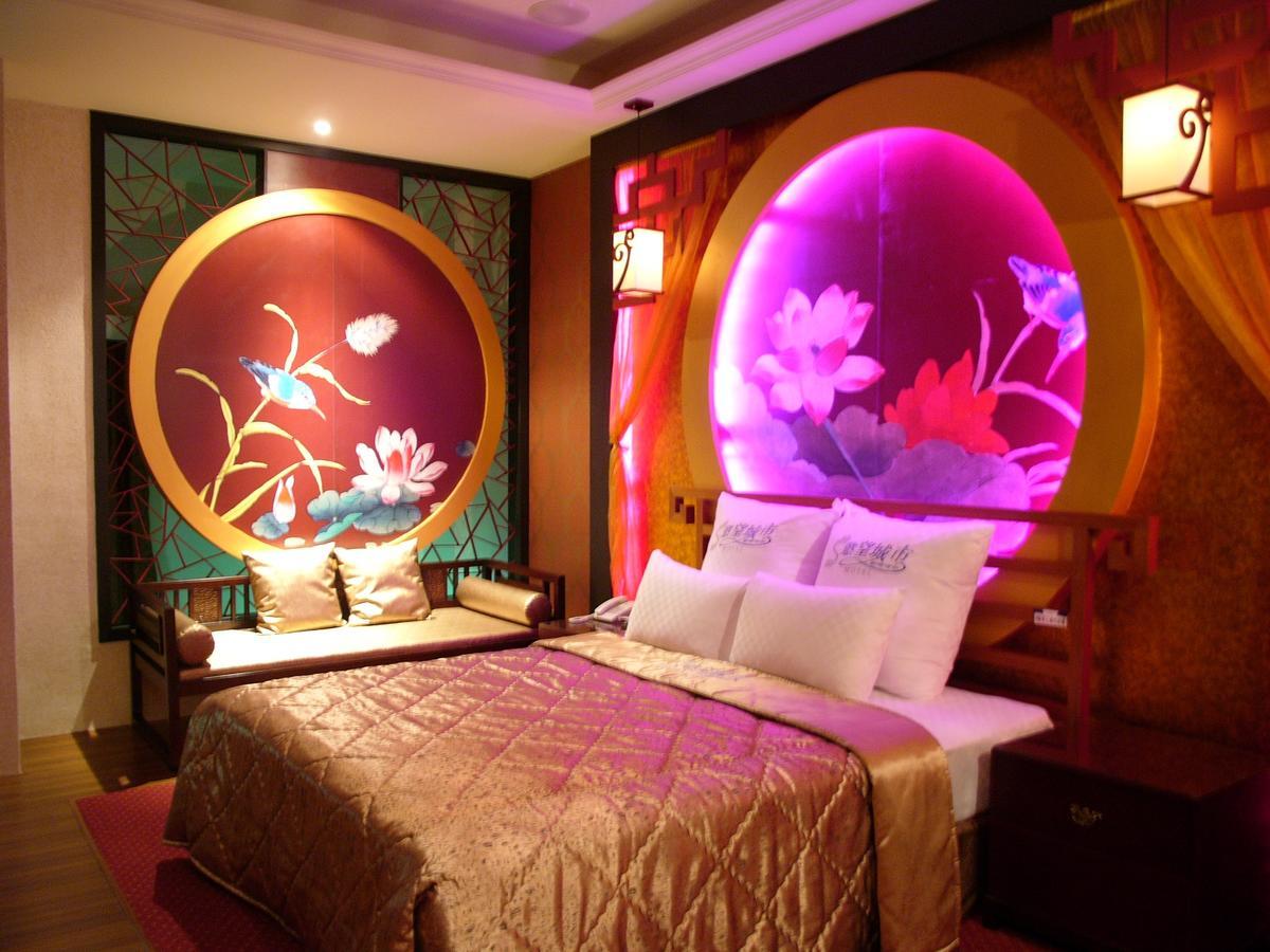 Sexy City Motel Тайнан Екстериор снимка