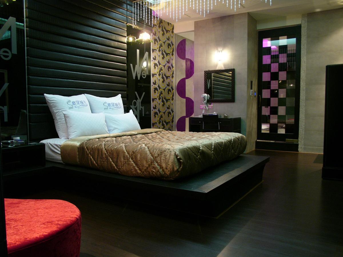 Sexy City Motel Тайнан Екстериор снимка